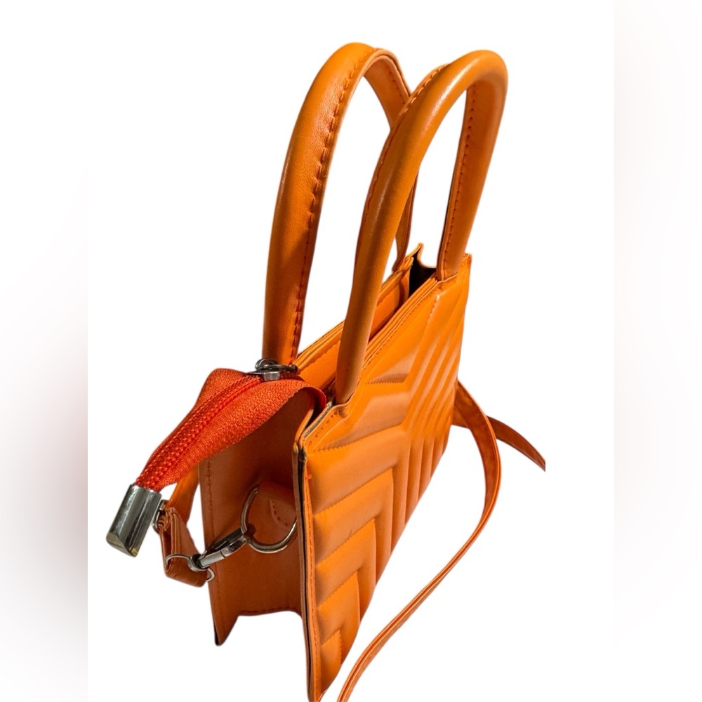 Orange Quilted Crossbody Tote - Women - Picture 4 of 6